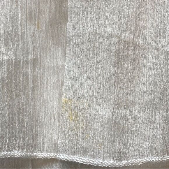 A’reve white with Silver Dots Short Sleeve Gauzy Top Size Medium - Picture 8 of 11